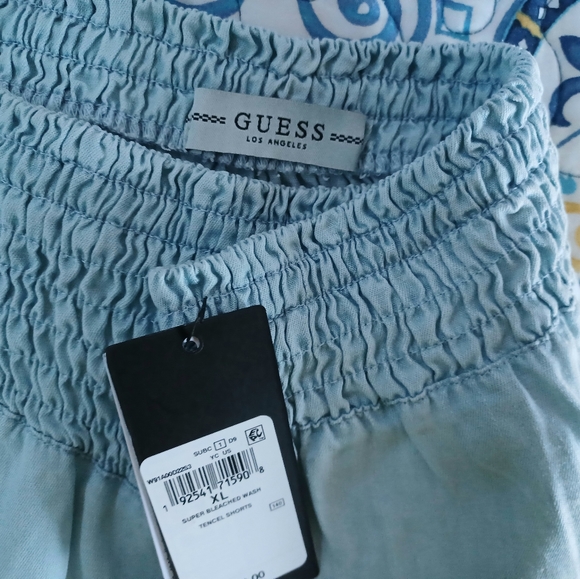 NEW!Guess XL blue smock tulip shorts - Picture 10 of 12